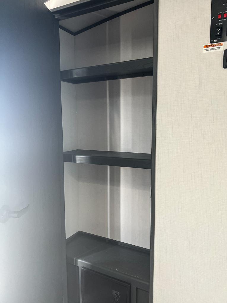 New 2023 Keystone Bullet 25FKPR - Image 13