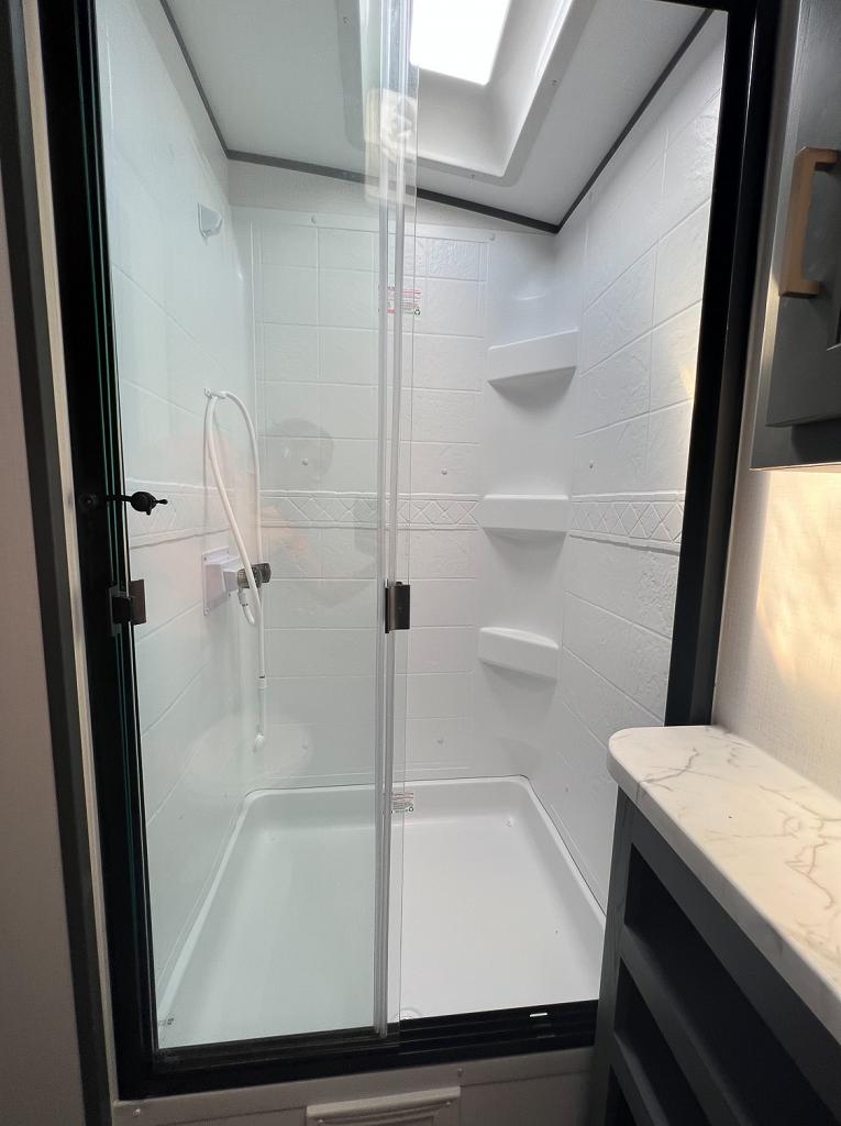 New 2023 Keystone Bullet 25FKPR - Image 5