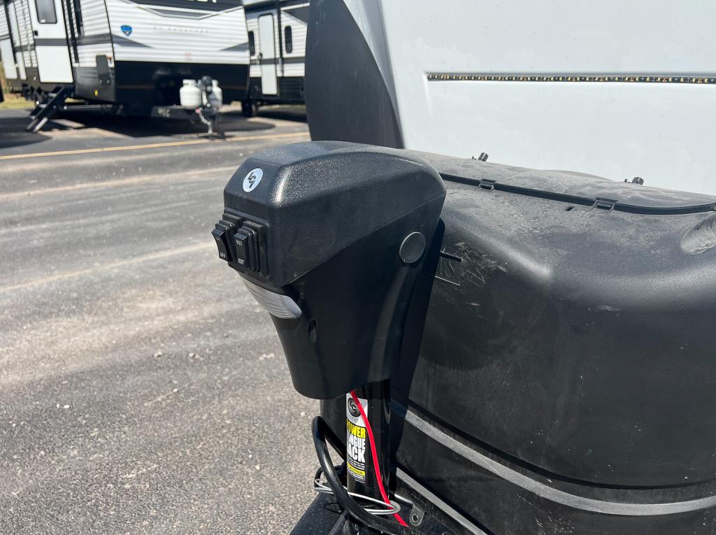 New 2023 Keystone Bullet 25FKPR - Image 22