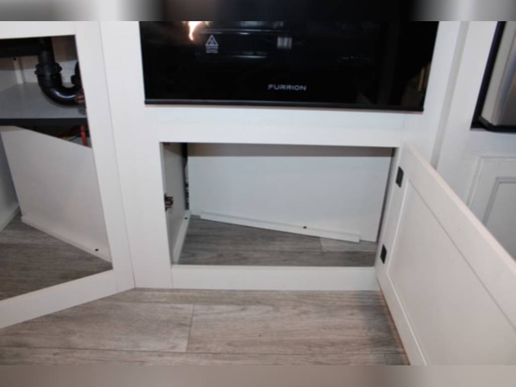 New 2023 Jayco Travel Trailer RV - Image 22