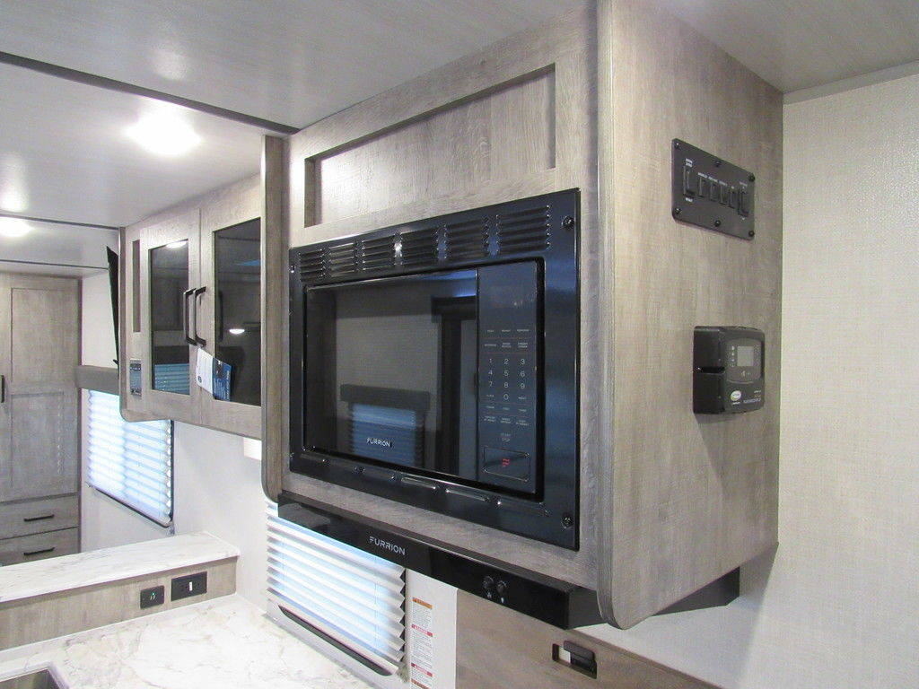 2020 Forest River Travel Trailer RV Surveyor Legend - Image 23