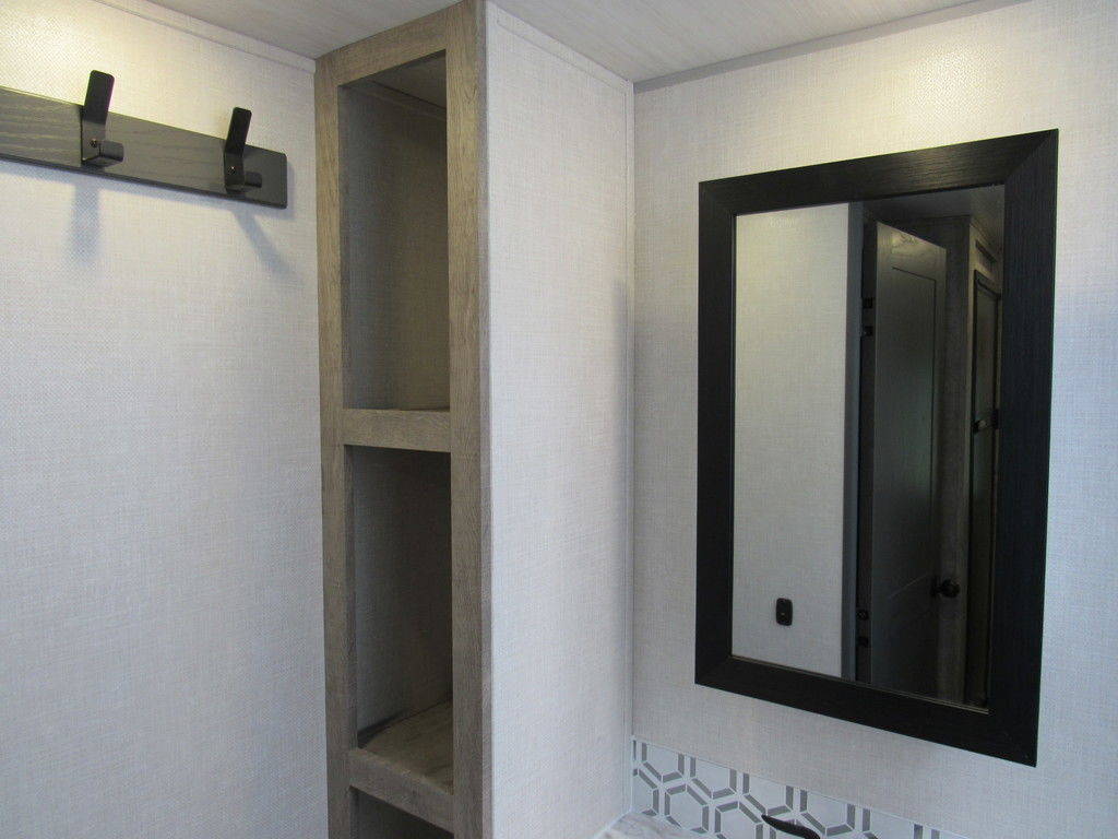 2020 Forest River Travel Trailer RV Surveyor Legend - Image 3