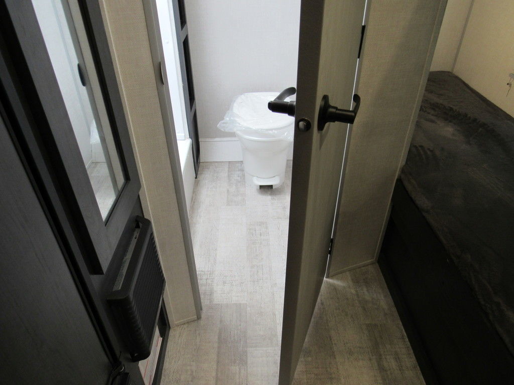 2023 Forest River Travel Trailer RV R Pod 193 - Image 26