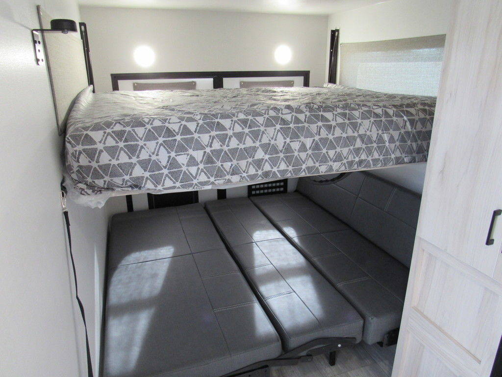 New 2023 Winnebago Travel Trailer RV - Image 17