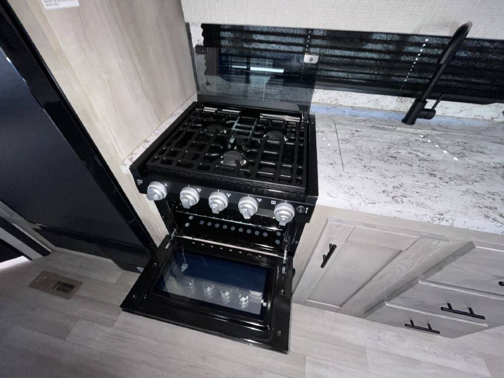 New 2023 K-Z Travel Trailer RV - Image 38