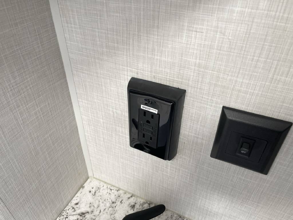 New 2023 K-Z Travel Trailer RV - Image 30